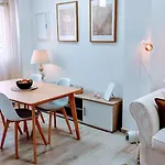 Tita Chari, A Un Paso Del Mar! Apartman